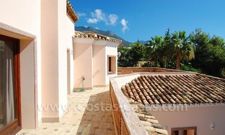 Bargain luxury villa for sale in Sierra Blanca, Marbella 27