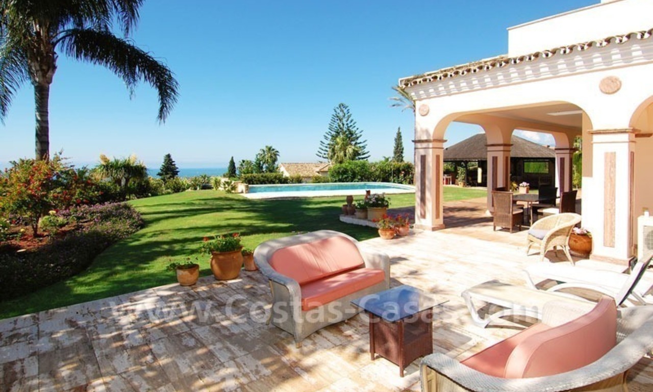 Bargain luxury villa for sale in Sierra Blanca, Marbella 14