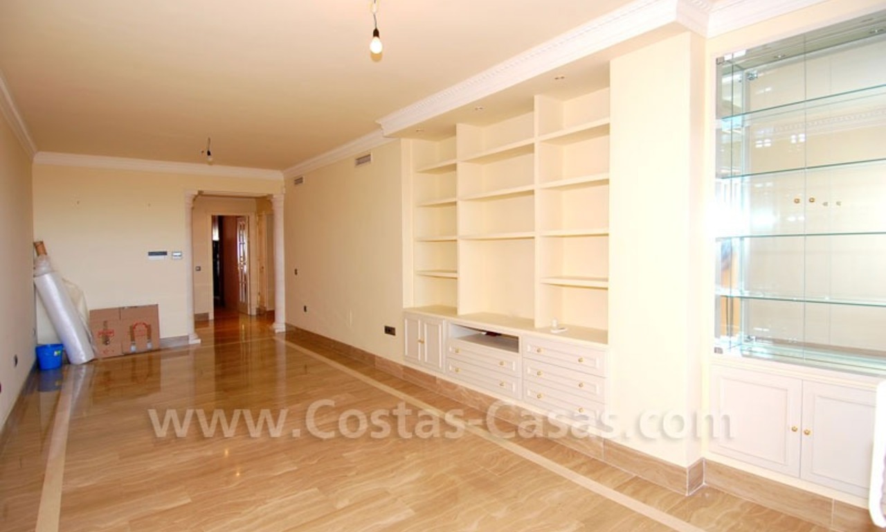 Distressed sale – Luxury apartment for sale, Sierra Blanca, Golden Mile, Marbella 5
