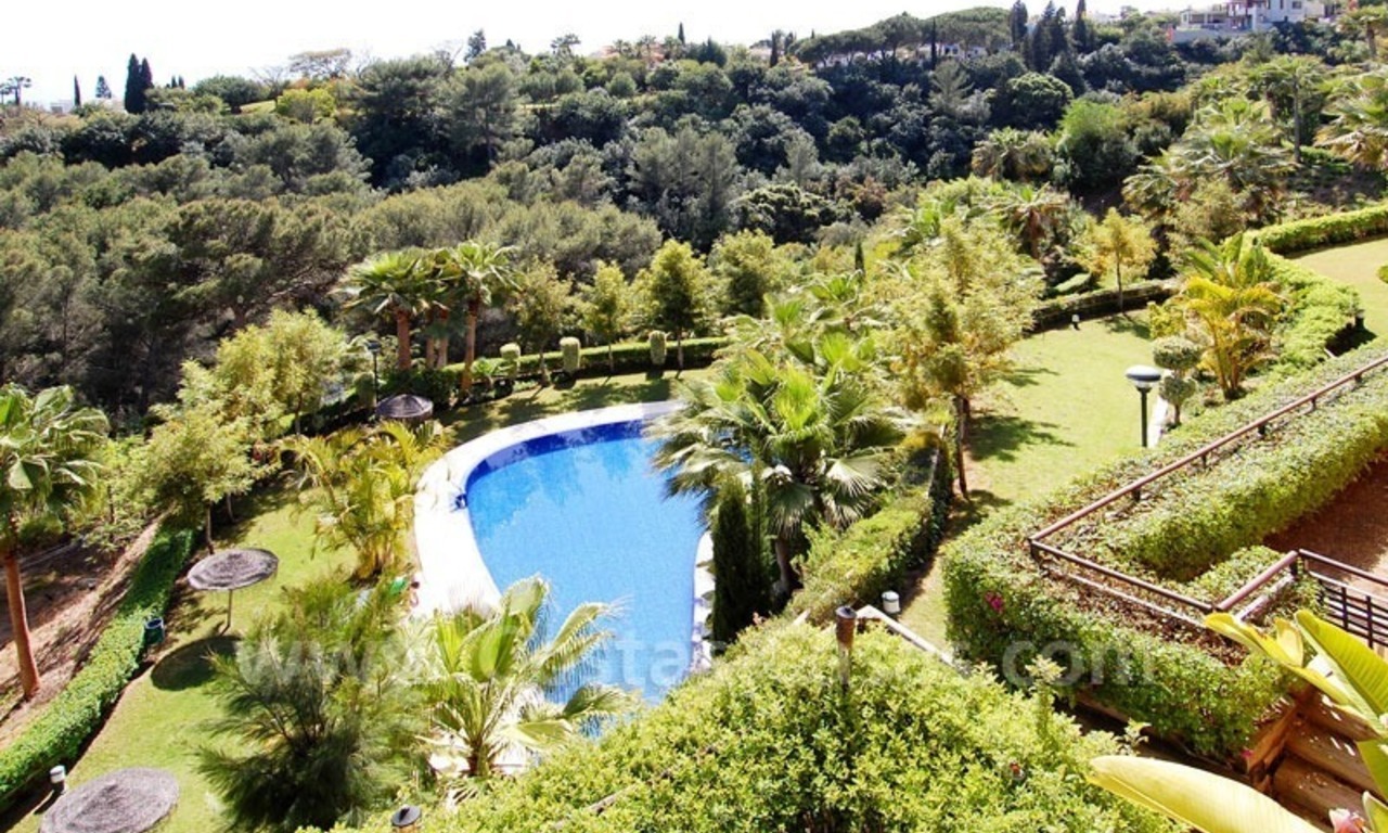 Distressed sale – Luxury apartment for sale, Sierra Blanca, Golden Mile, Marbella 1