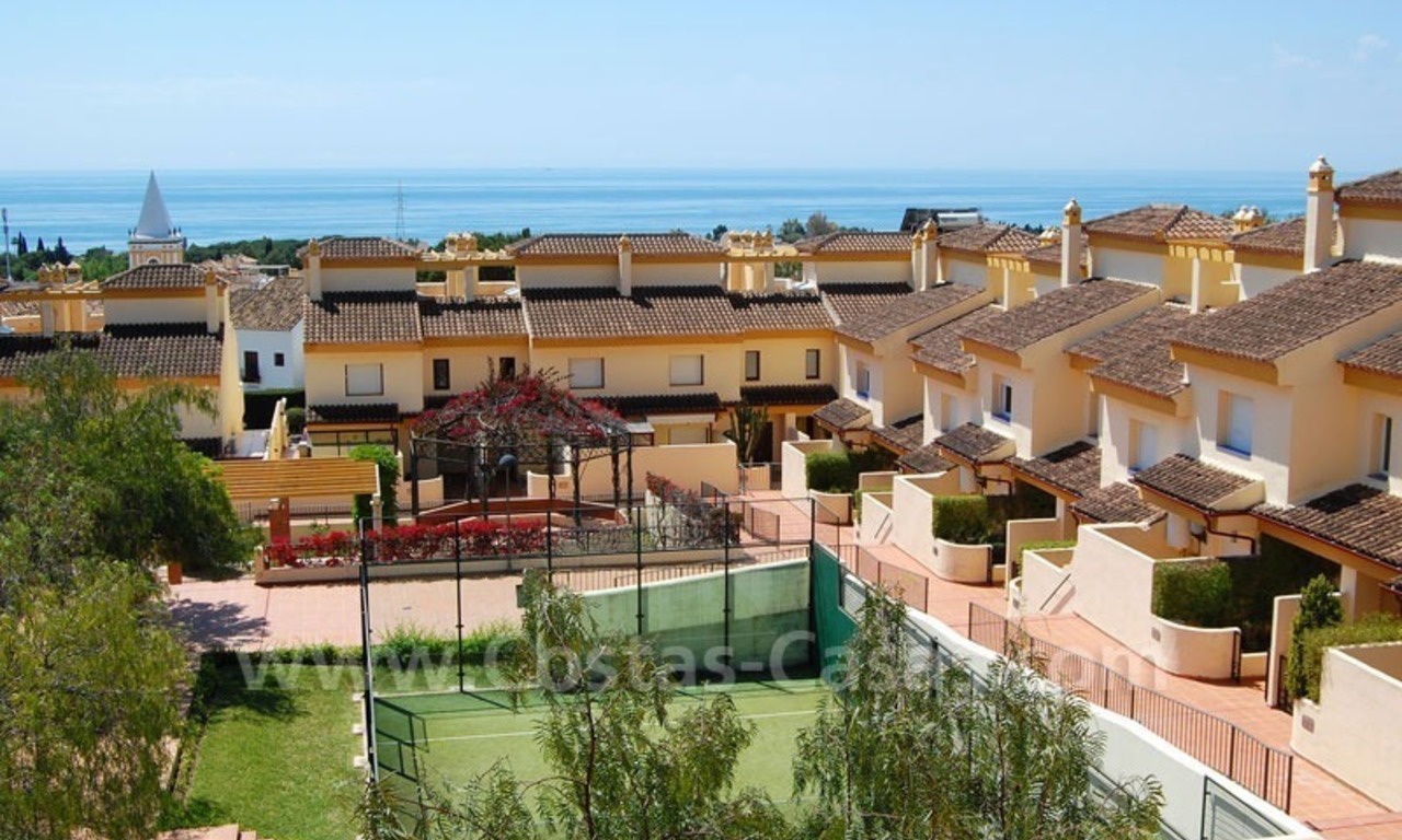Bargain townhouses for sale on the Golden Mile in Marbella 3