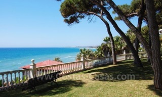 Spacious apartment for sale on the beachfront complex in Marbella on the Golden Mile 2