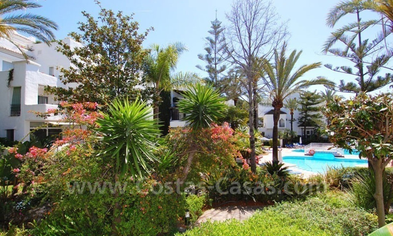Spacious apartment for sale on the beachfront complex in Marbella on the Golden Mile 16