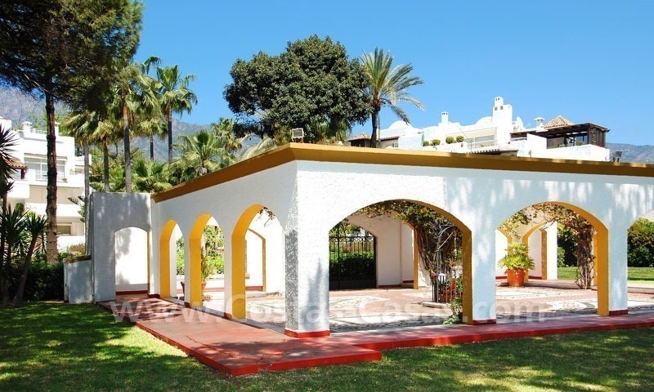Spacious apartment for sale on the beachfront complex in Marbella on the Golden Mile 5