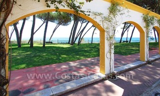 Spacious apartment for sale on the beachfront complex in Marbella on the Golden Mile 6