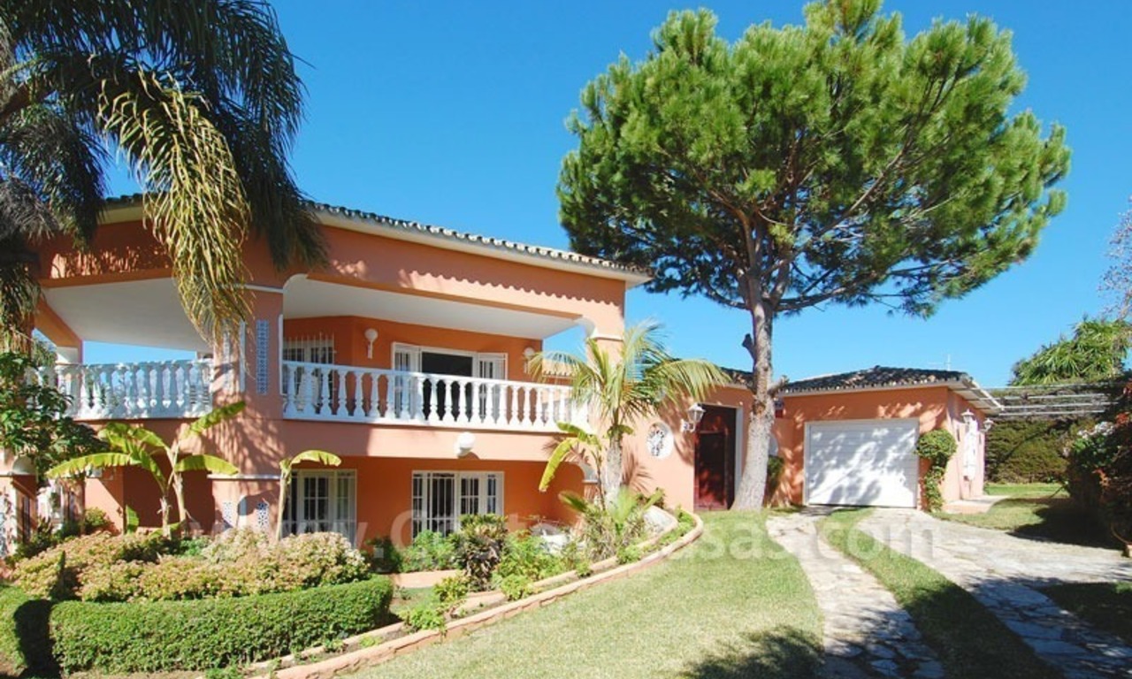 Villa for sale close to the beach in Marbella 2