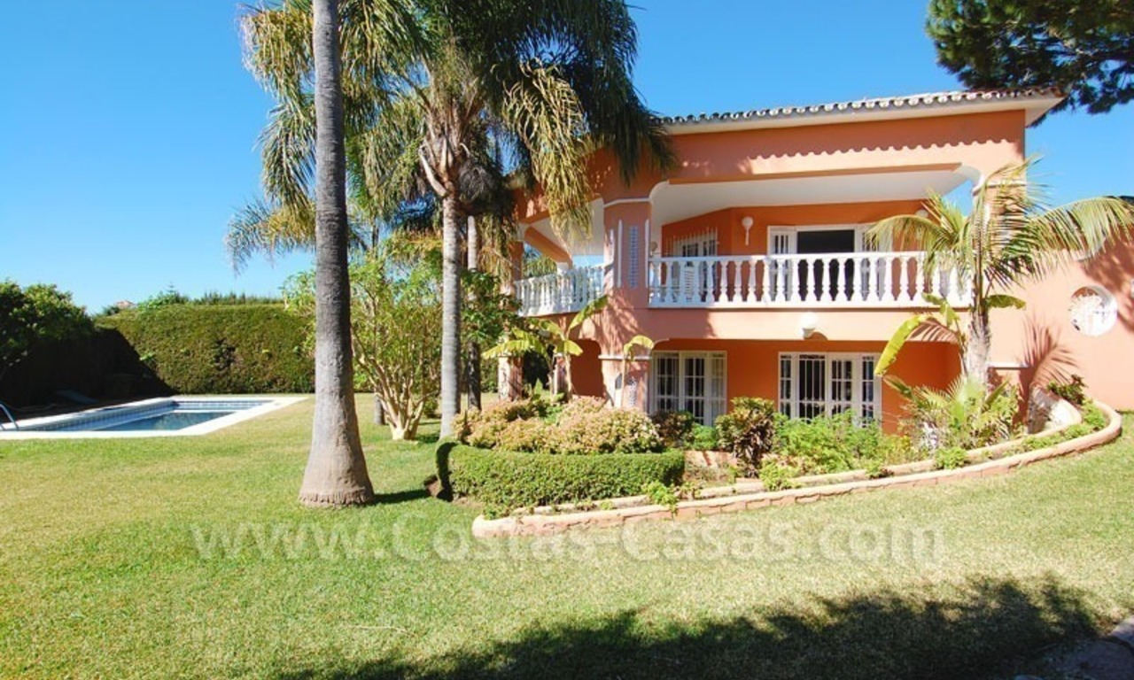 Villa for sale close to the beach in Marbella 6
