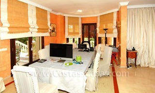 Luxury classical style villa to buy in Sierra Blanca, Marbella 16
