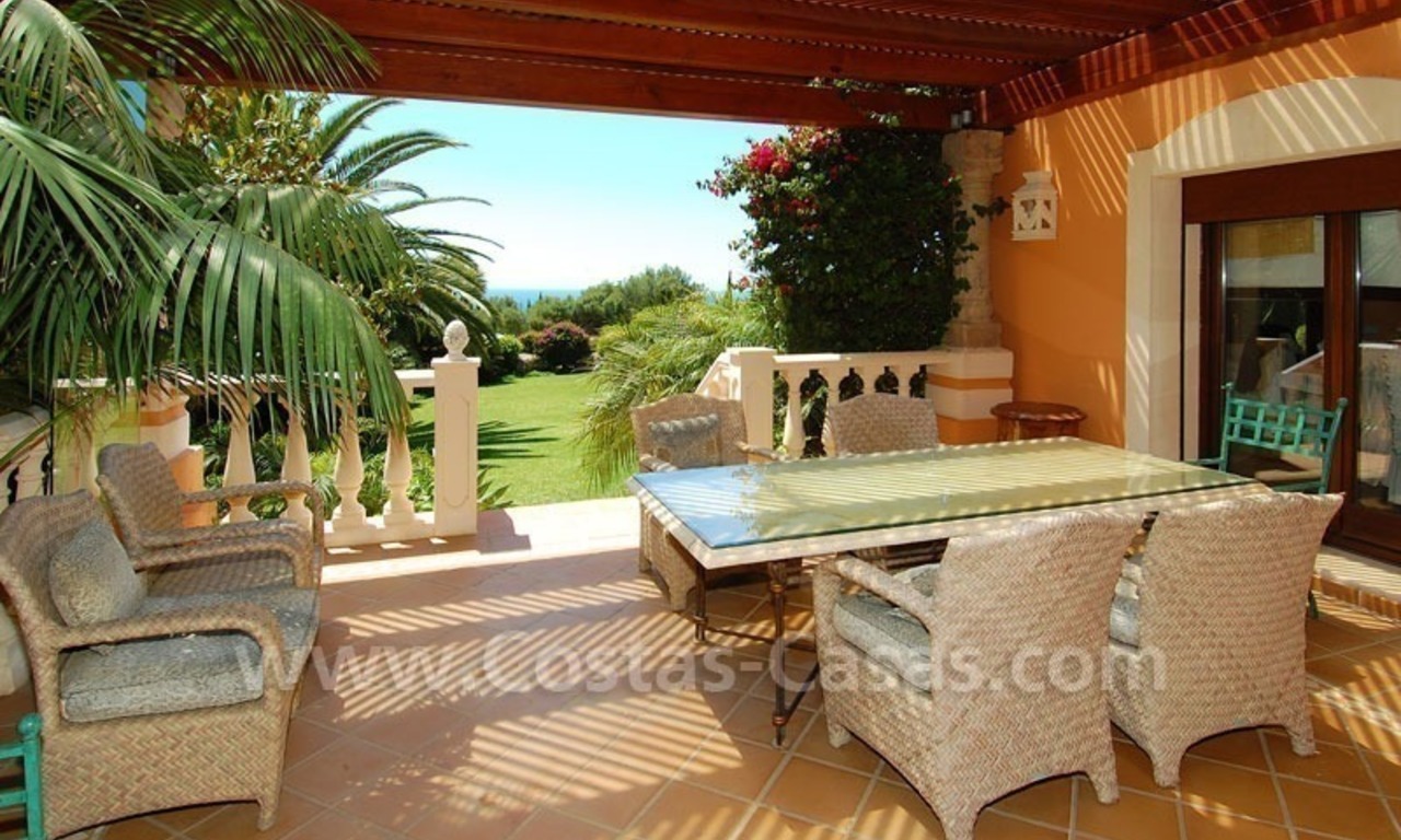 Luxury classical style villa to buy in Sierra Blanca, Marbella 8