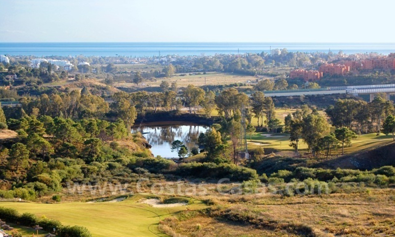 Modern luxury golf penthouse for sale, Marbella - Benahavis 10