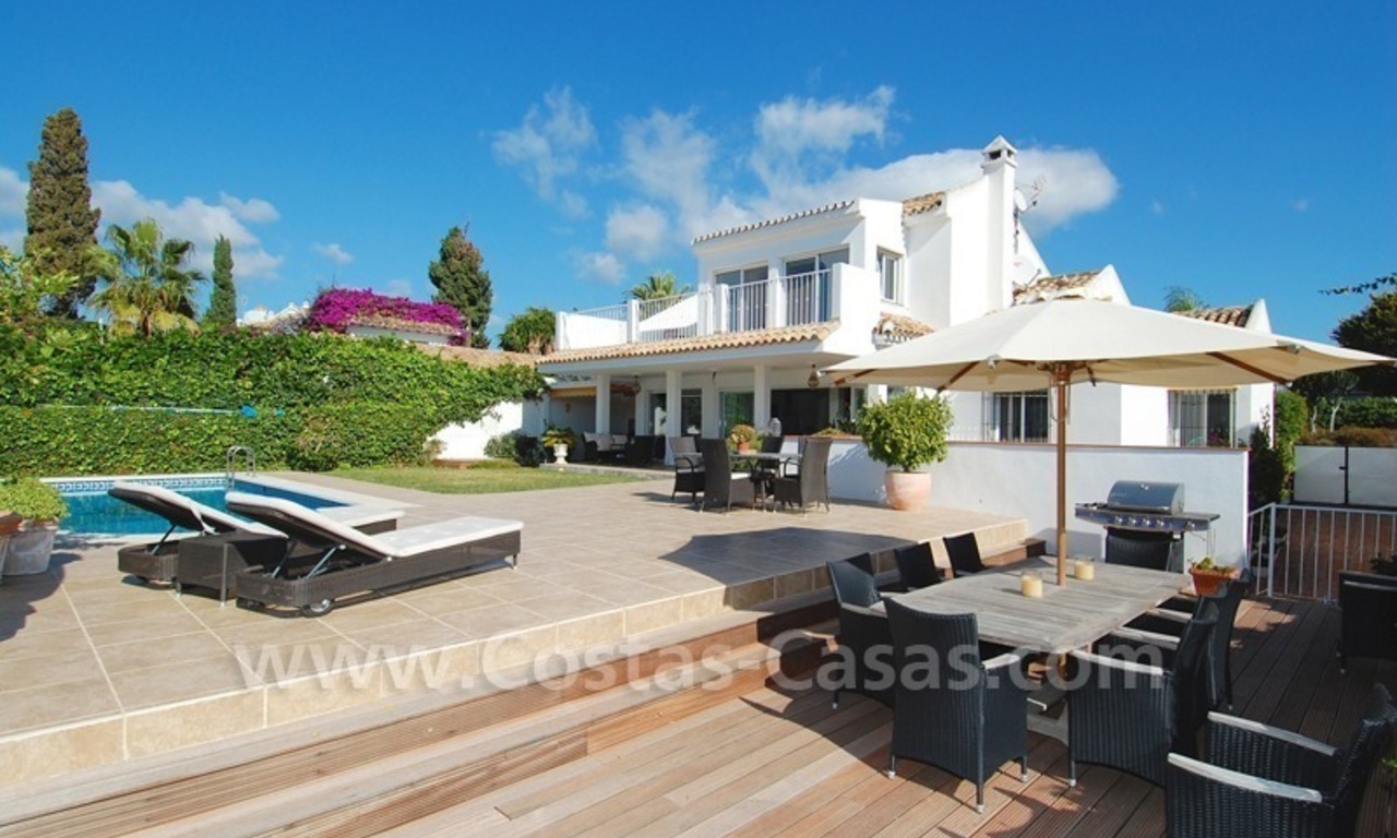 Beachside villa for sale - El Rosario, Marbella 0
