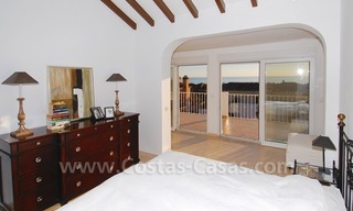 Beachside villa for sale - El Rosario, Marbella 15