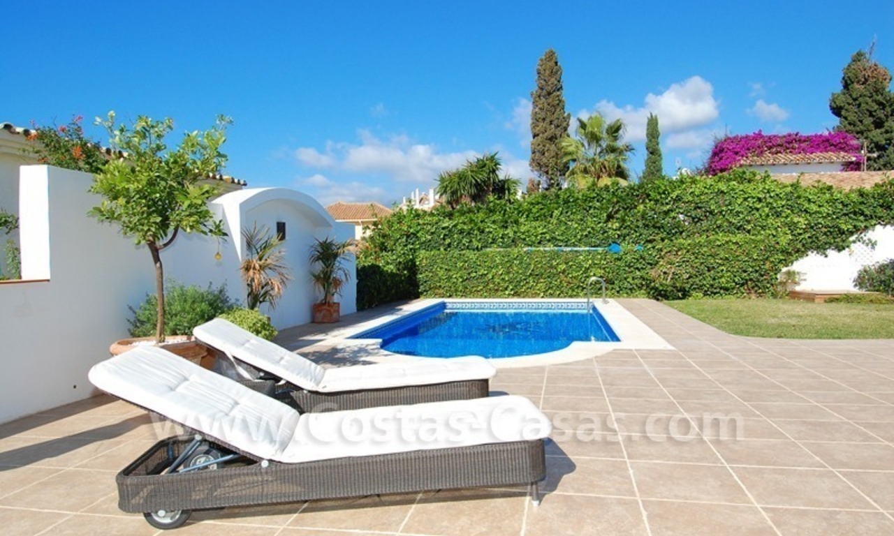 Beachside villa for sale - El Rosario, Marbella 2