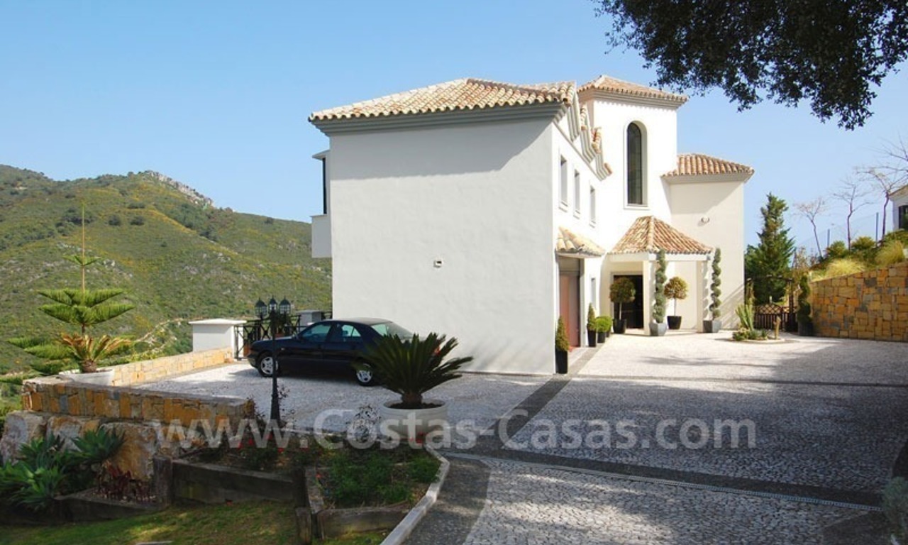 Contemporary villa for sale on front line golf, Benahavis – Marbella 7