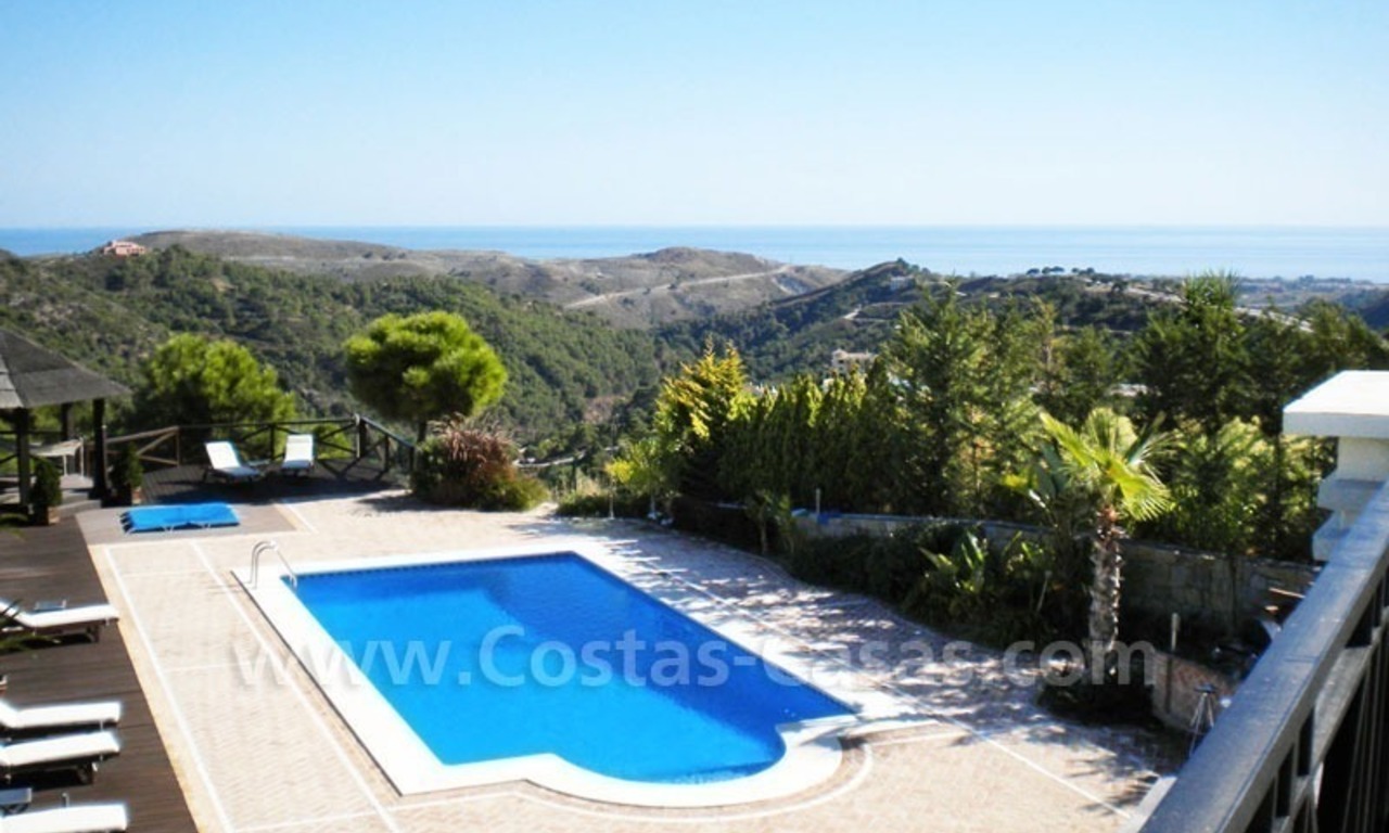 Contemporary villa for sale on front line golf, Benahavis – Marbella 1