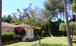 Charming andalusian styled villa for sale on first line golf in Nueva Andalucía, Marbella 10