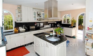 Charming andalusian styled villa for sale on first line golf in Nueva Andalucía, Marbella 16
