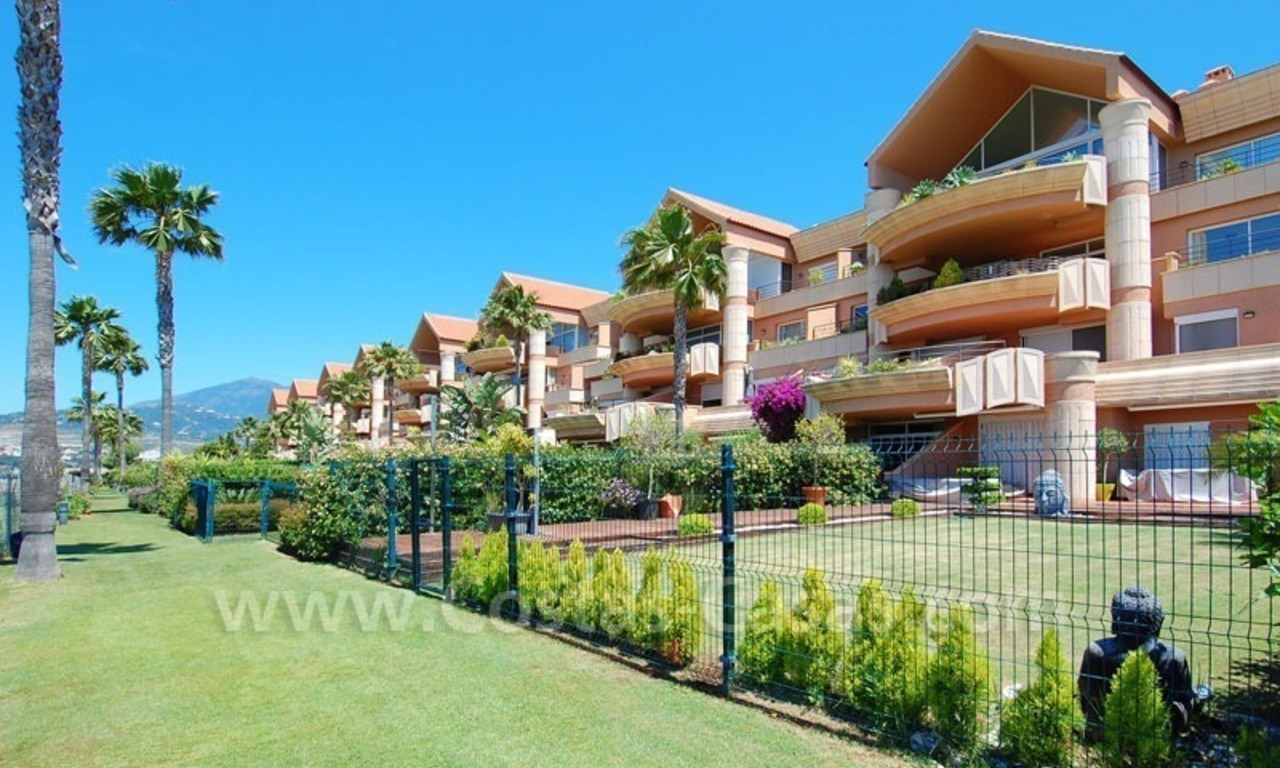 Spacious luxury apartment for sale in Nueva Andalucía, Marbella 14