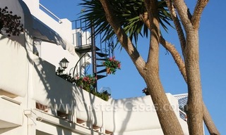 Cozy first line golf apartment to buy in Nueva Andalucía, Marbella 4