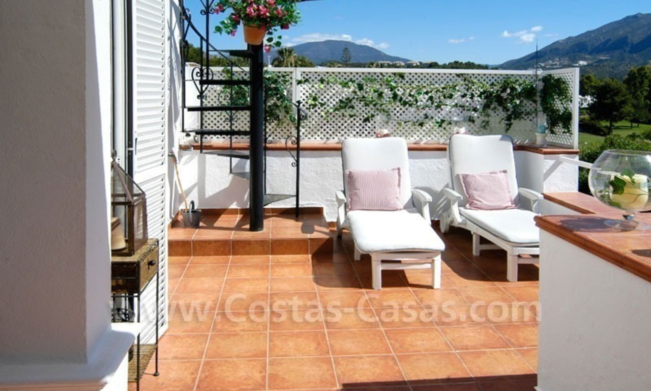 Cozy first line golf apartment to buy in Nueva Andalucía, Marbella 6