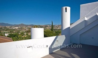 Modern front line golf villa for sale in Nueva Andalucía - Marbella 17