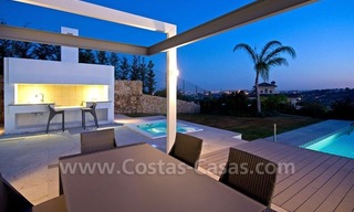 Modern front line golf villa for sale in Nueva Andalucía - Marbella 7