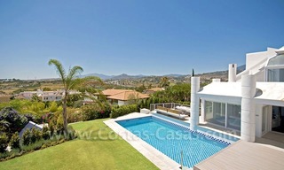 Modern front line golf villa for sale in Nueva Andalucía - Marbella 6