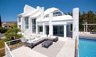 Modern front line golf villa for sale in Nueva Andalucía - Marbella 1