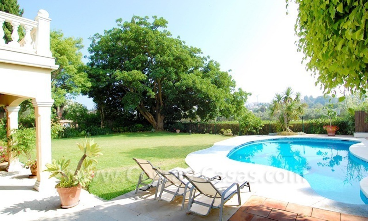 Frontline golf luxury villa for sale in Nueva Andalucia - Marbella 24