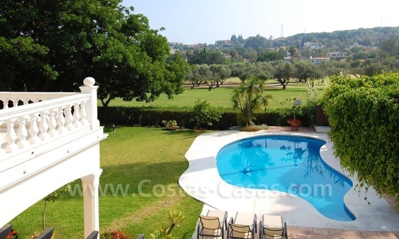 Frontline golf luxury villa for sale in Nueva Andalucia - Marbella 23