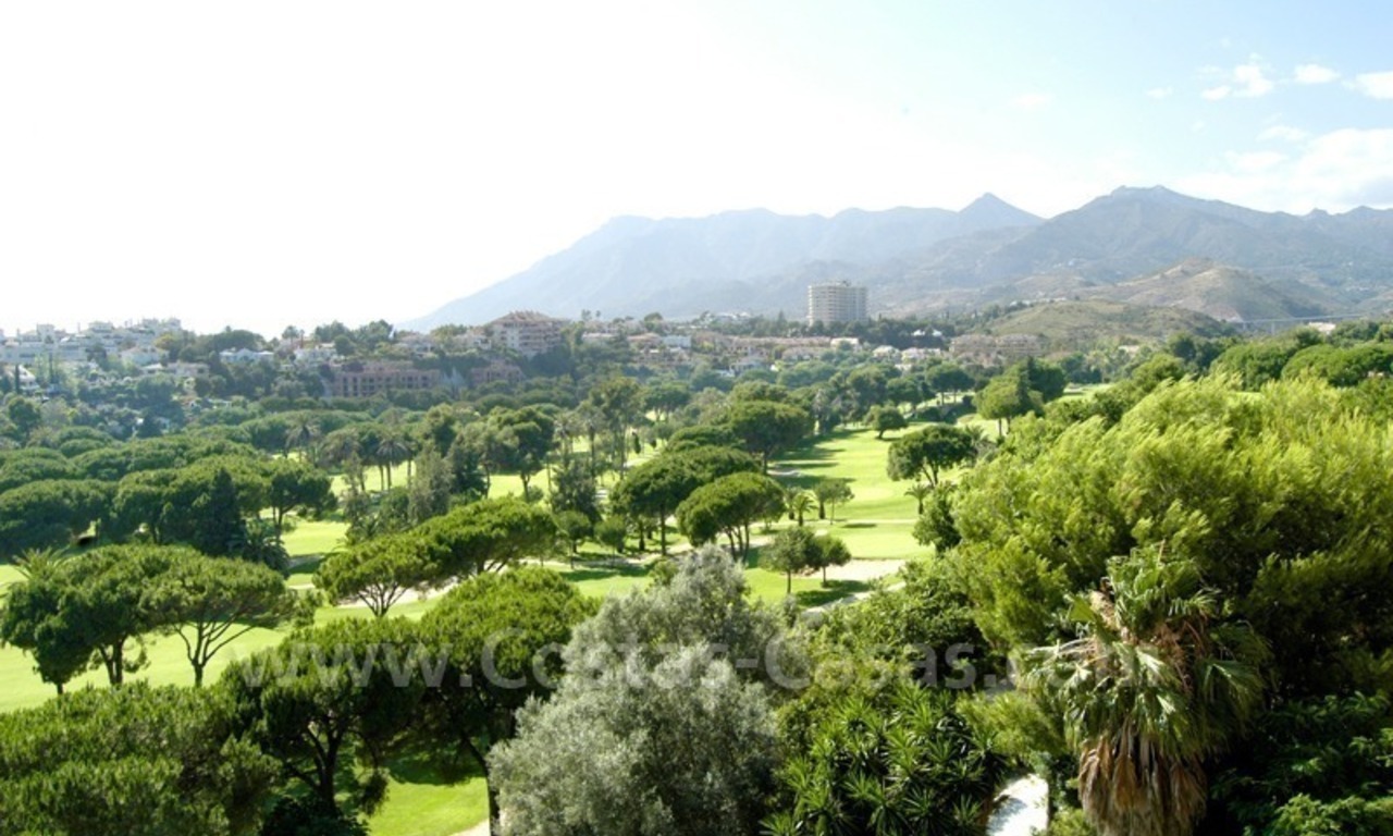 Front line golf apartment for sale in East Marbella 2