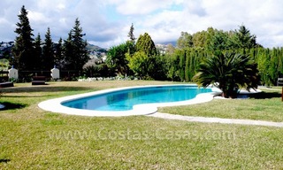 Luxury superb villa for sale on frontline golf in Marbella West – Estepona 1