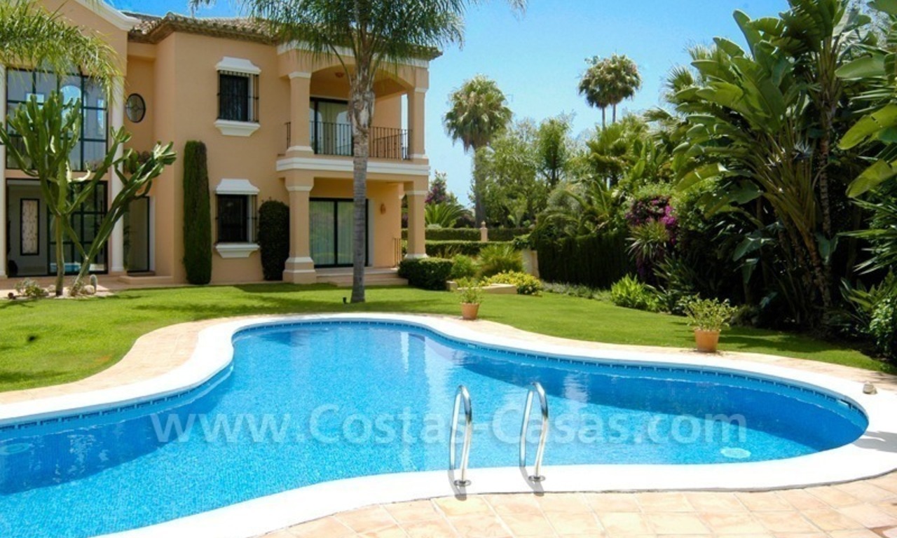 Unique front line golf andalusian styled villa to buy in Nueva Andalucía, Marbella 1
