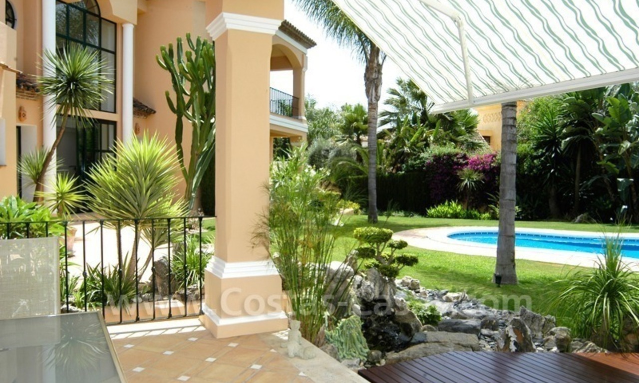 Unique front line golf andalusian styled villa to buy in Nueva Andalucía, Marbella 2