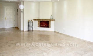 Apartment to buy in Nueva Andalucia, Marbella 2