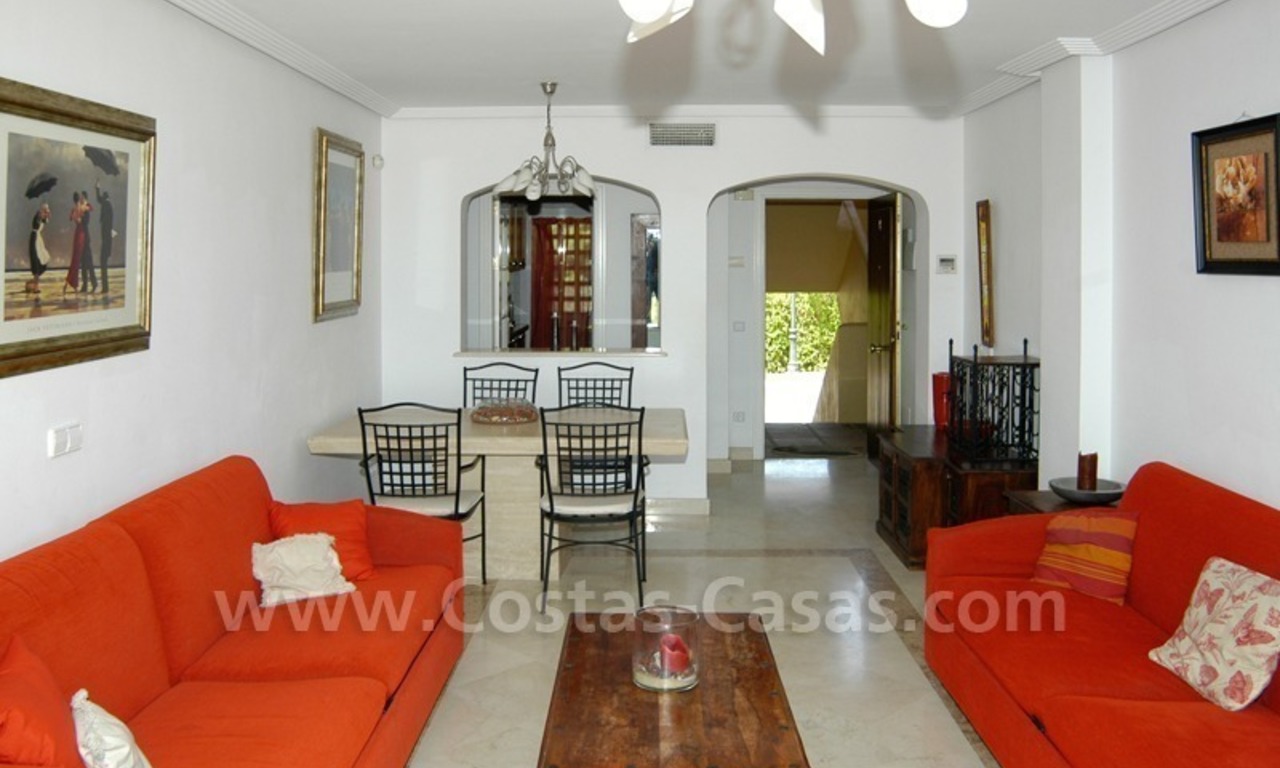 Bargain golf apartment to buy in West Marbella – Benahavis 6