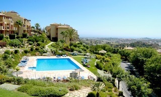 Bargain golf apartment to buy in West Marbella – Benahavis 2