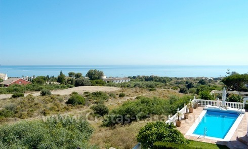 Spanish style beachside villa for sale in Eastern Marbella 