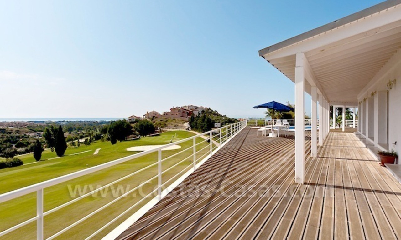 Front line golf villa for sale, Marbella - Benahavis 1