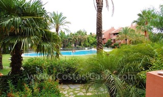 Spacious beachside luxury apartment for sale in Nueva Andalucía very near to Puerto Banús in Marbella 3