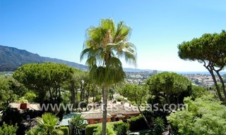 Bargain golf town-house to buy in an up-market area of Nueva Andalucía, Marbella 2
