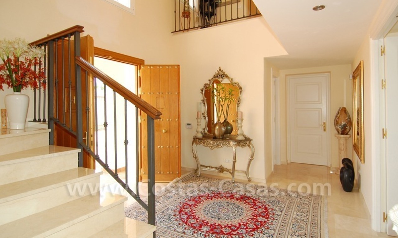 Exclusive Villa to buy in the area of Marbella - Benahavis 13