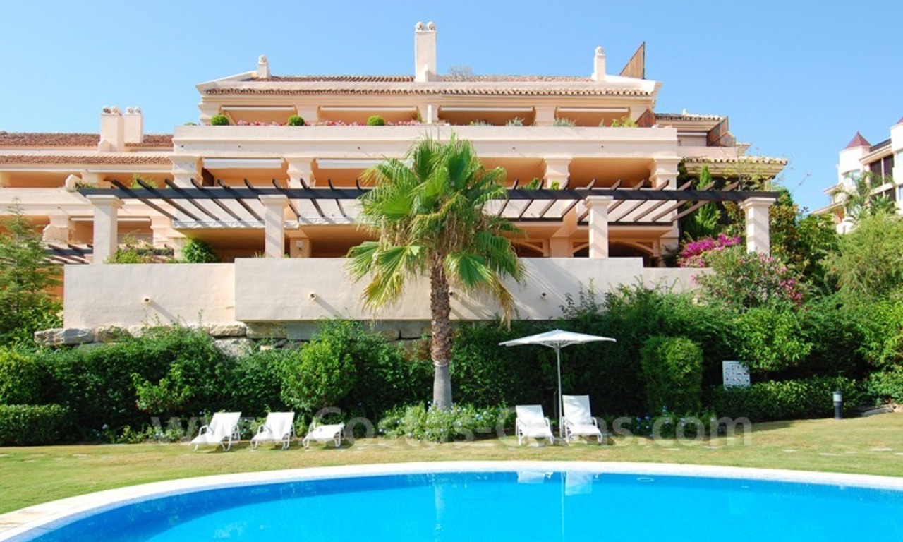 Large luxury apartment for sale in Nueva Andalucia – Marbella 0