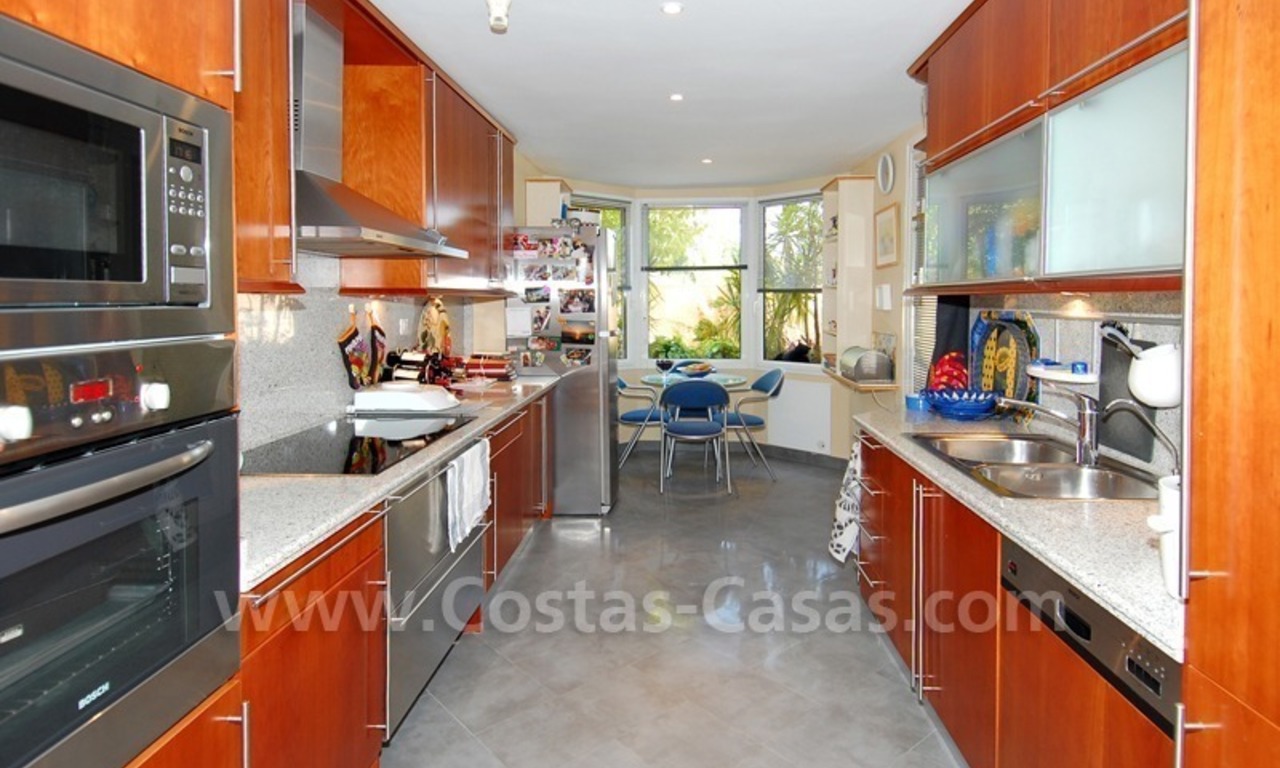 Large luxury apartment for sale in Nueva Andalucia – Marbella 21