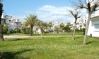 Spacious apartment for sale on the beachfront complex in Marbella. 3