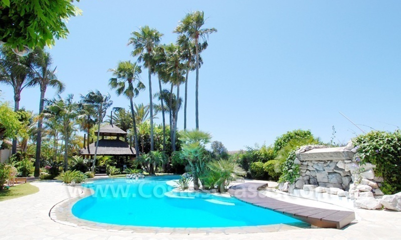 Exclusive front line golf Bali styled villa for sale in Nueva Andalucía, Marbella 0