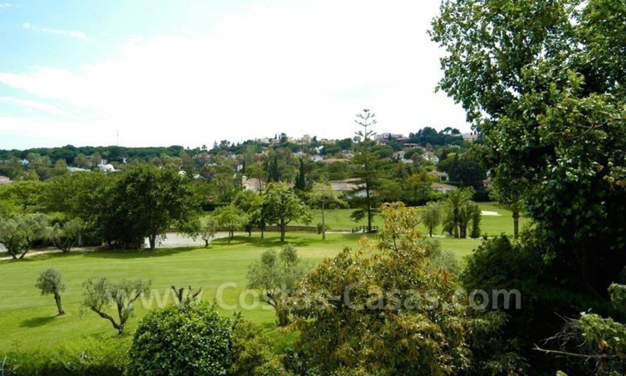 Exclusive front line golf Bali styled villa for sale in Nueva Andalucía, Marbella 5