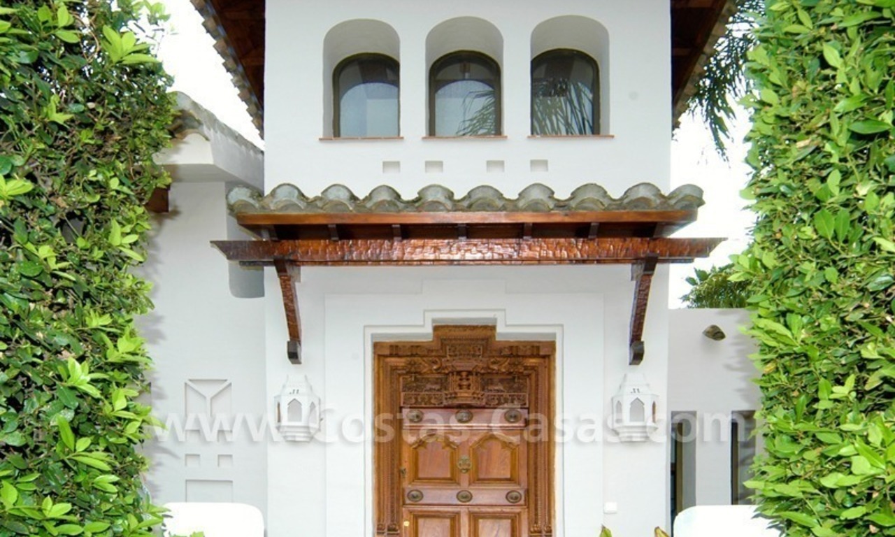 Exclusive front line golf Bali styled villa for sale in Nueva Andalucía, Marbella 14