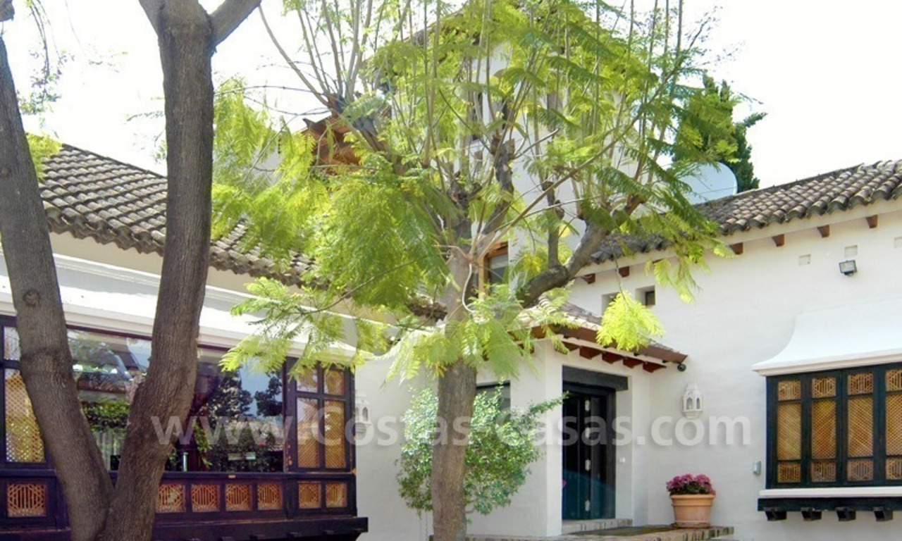 Exclusive front line golf Bali styled villa for sale in Nueva Andalucía, Marbella 13
