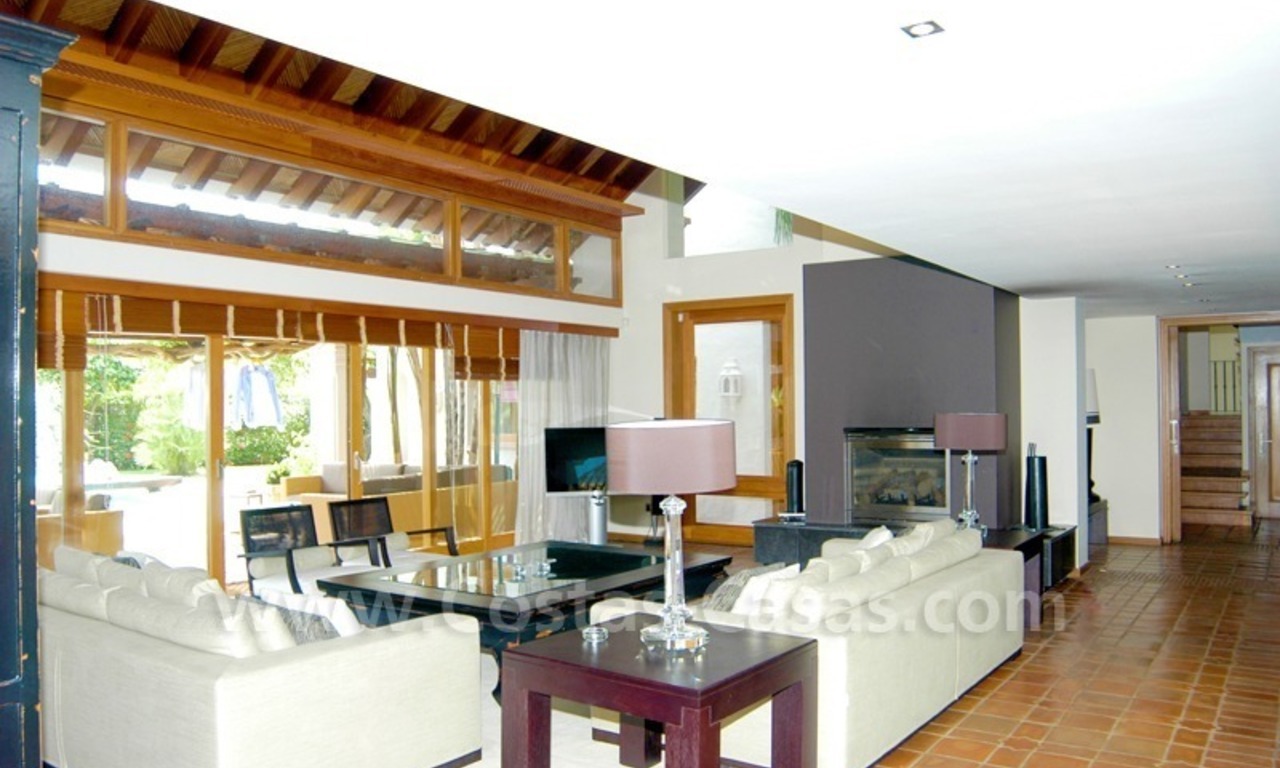 Exclusive front line golf Bali styled villa for sale in Nueva Andalucía, Marbella 16